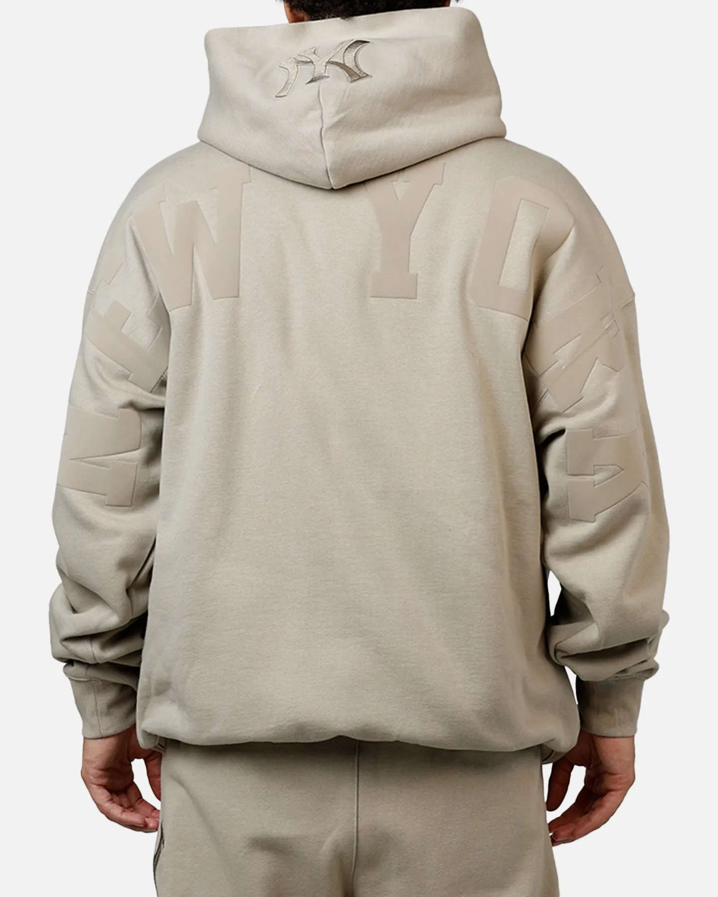 Pro Standard New York Yankees Wingspan Hoodie Taupe