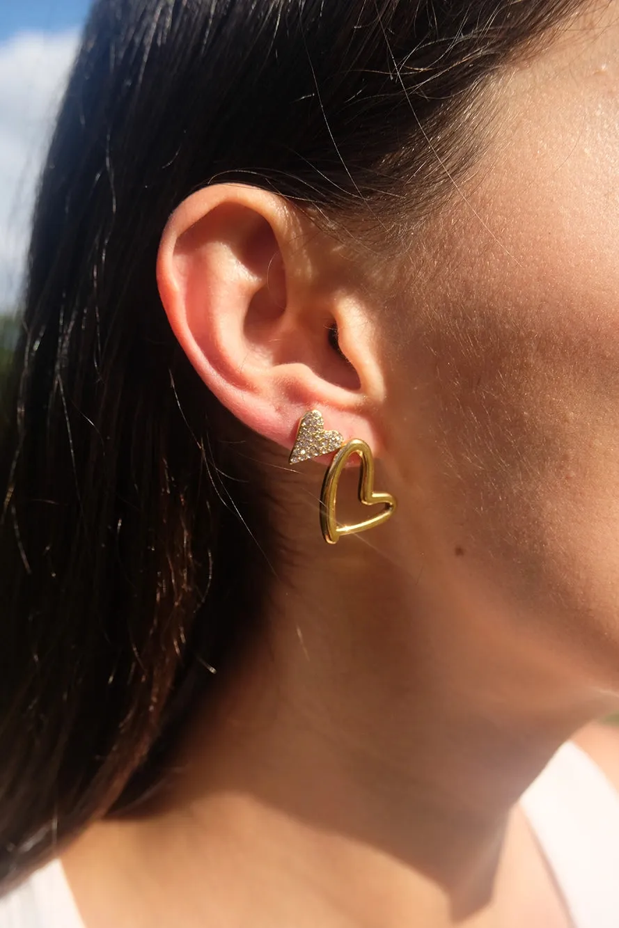 Vibes | Dazzling Heart Post Earrings | 18K Gold-Plated