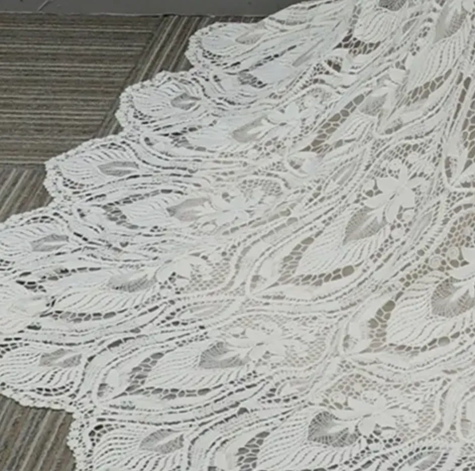 Vintage Lace Boho Wedding Dress With Long Scalloped Train