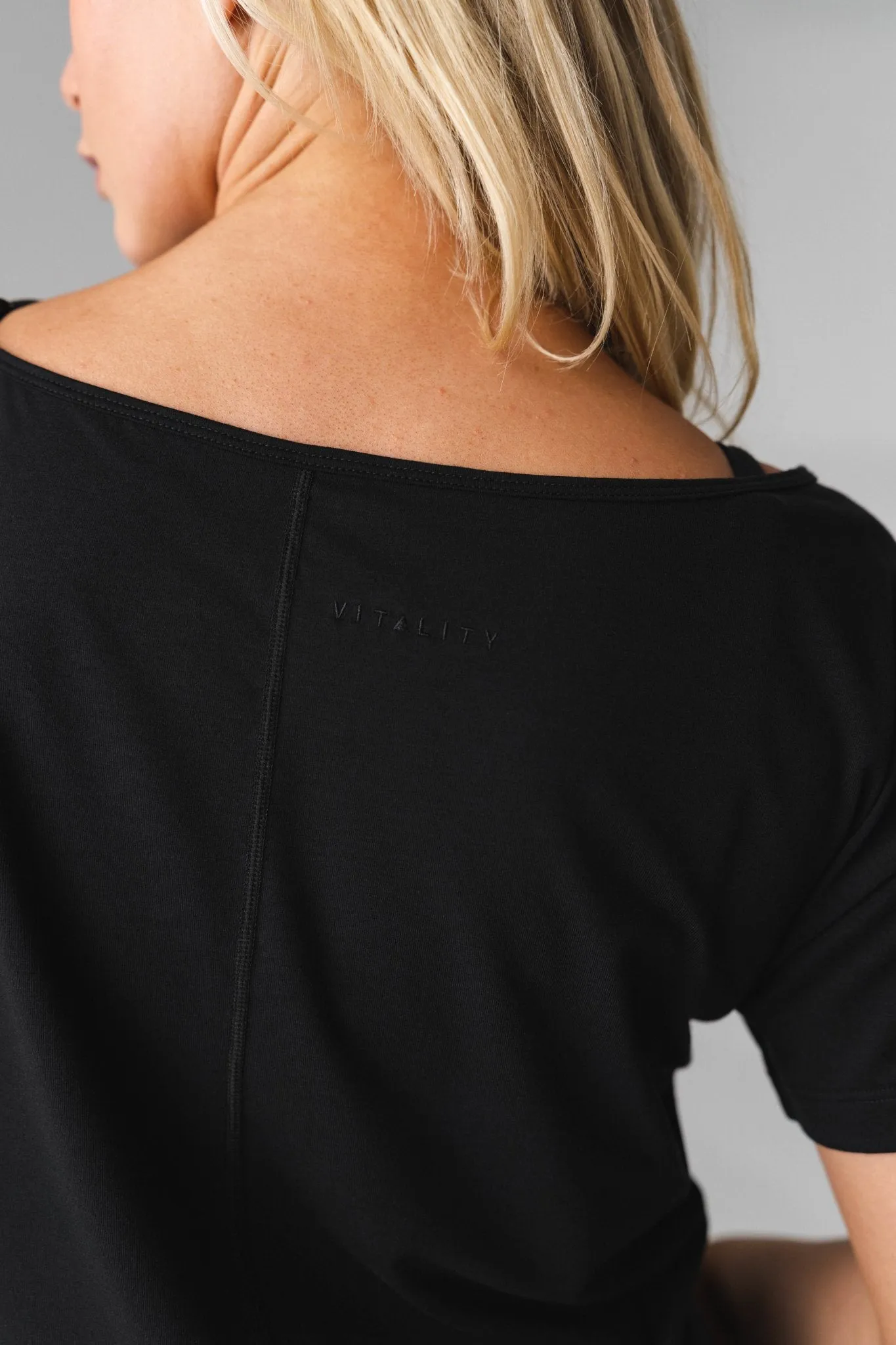 Vitality Versa Slouch Tee - Midnight